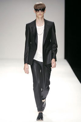 topmandesign2010ss22