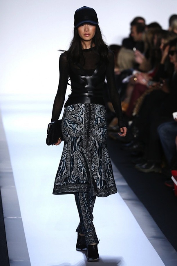 Hervé-Léger-by-Max-Azria-Fall-Winter-2013-2014-RTW-16-600x899