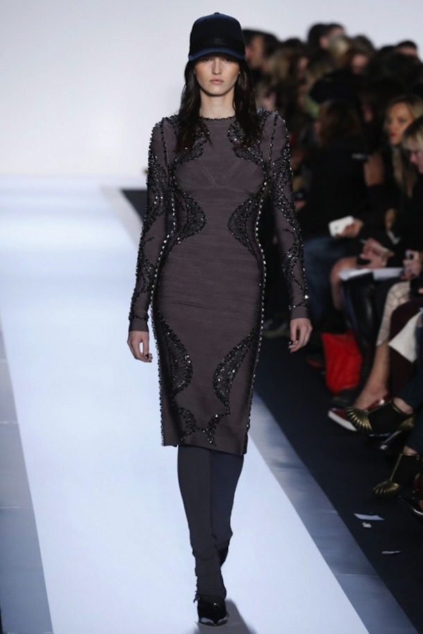 Hervé-Léger-by-Max-Azria-Fall-Winter-2013-2014-RTW-19-600x899