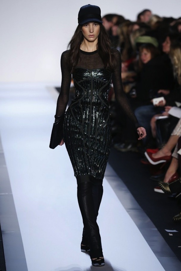 Hervé-Léger-by-Max-Azria-Fall-Winter-2013-2014-RTW-26-600x899