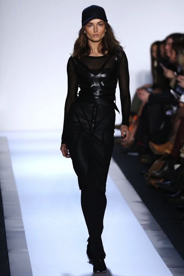 Hervé-Léger-by-Max-Azria-Fall-Winter-2013-2014-RTW-8-600x899