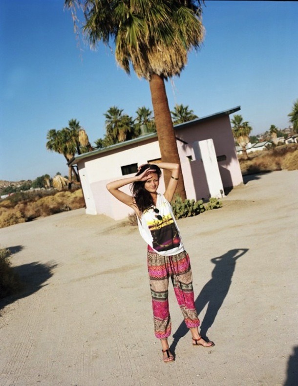 Urban-Outfitters-Festival-Lookbook-2013-designer.co.th-8